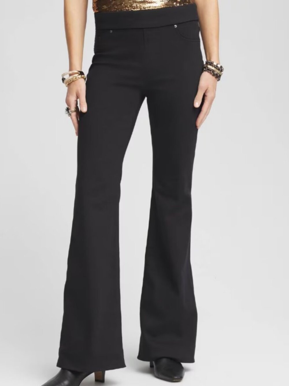 Chico's Women's 0.5 6 Black Pull On Flare Jegging Jeans EUC